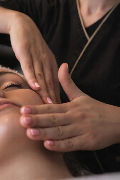 Le massage japonais du visage (Kobido) chez E’sens de Vie à Épernay-esensdevie-epernay